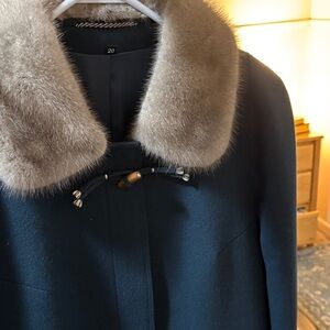 Elegant Blue wool Coat with mink fur coller